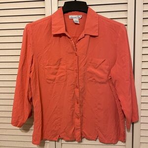 100% Silk Anna and Frank button down blouse